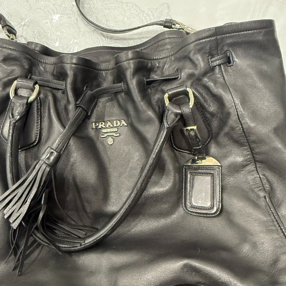 Prada Fringe Black Leather Womans Bag - Picture 4 of 9